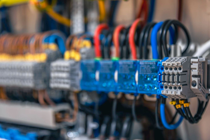 Заземление телекоммуникационных шкафов: ключевые особенности, рекомендации